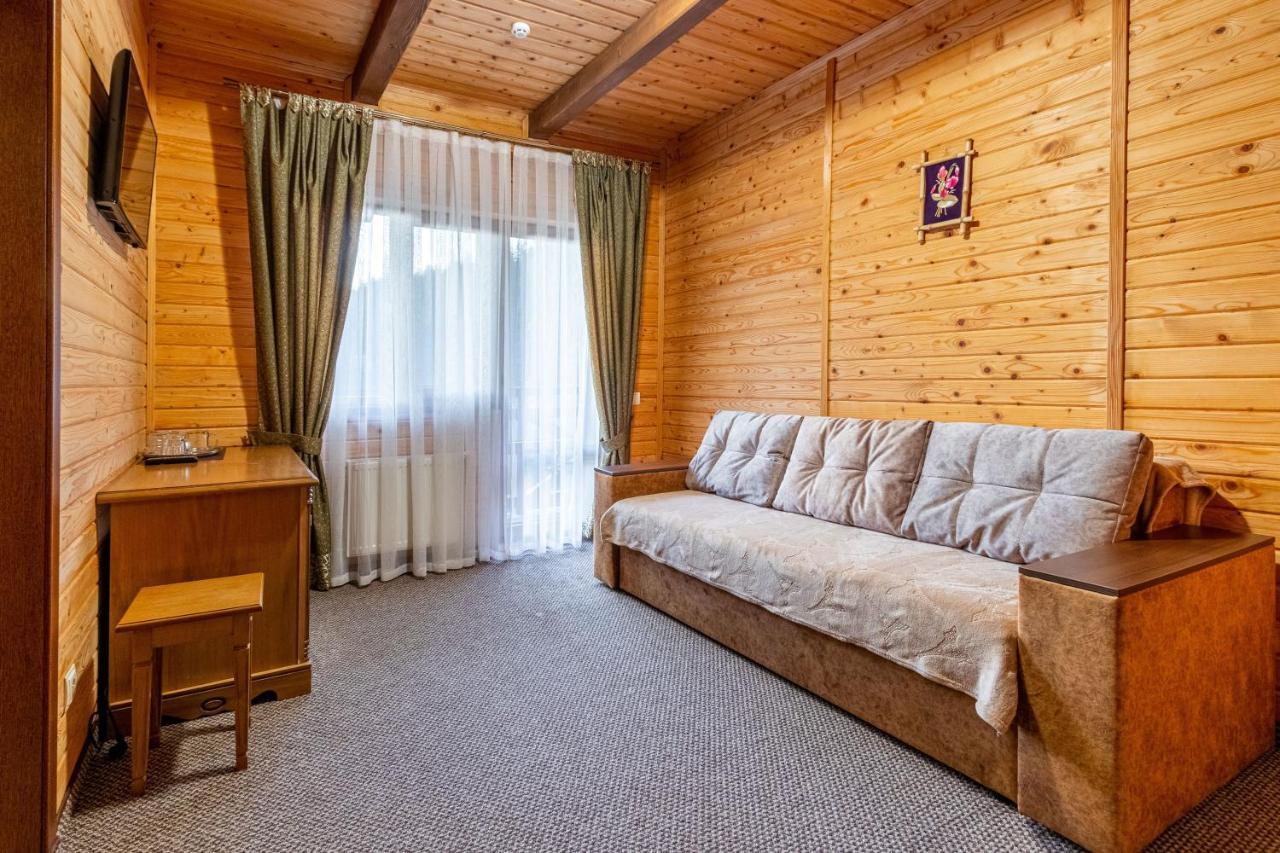 Arnika Hotel Bukovel Exterior foto