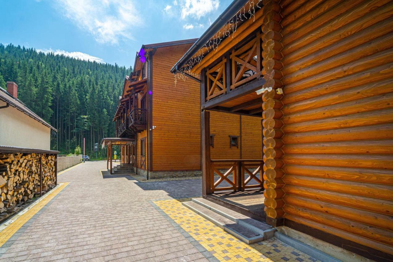 Arnika Hotel Bukovel Exterior foto